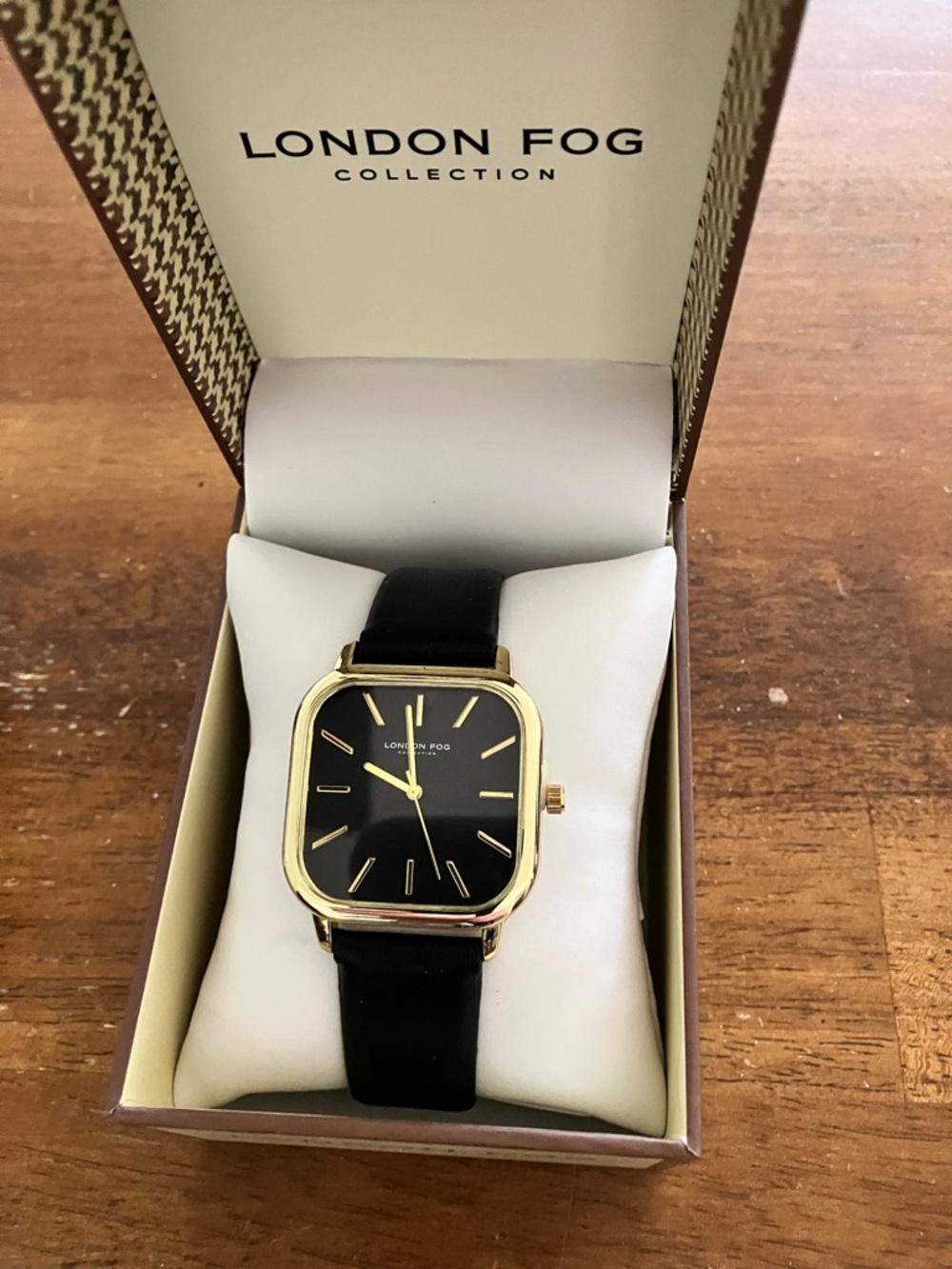 New in Box London Fog Watch